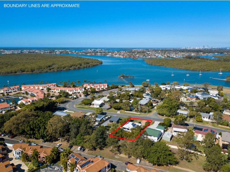 112 Sheehan Avenue, Hope Island QLD 4212