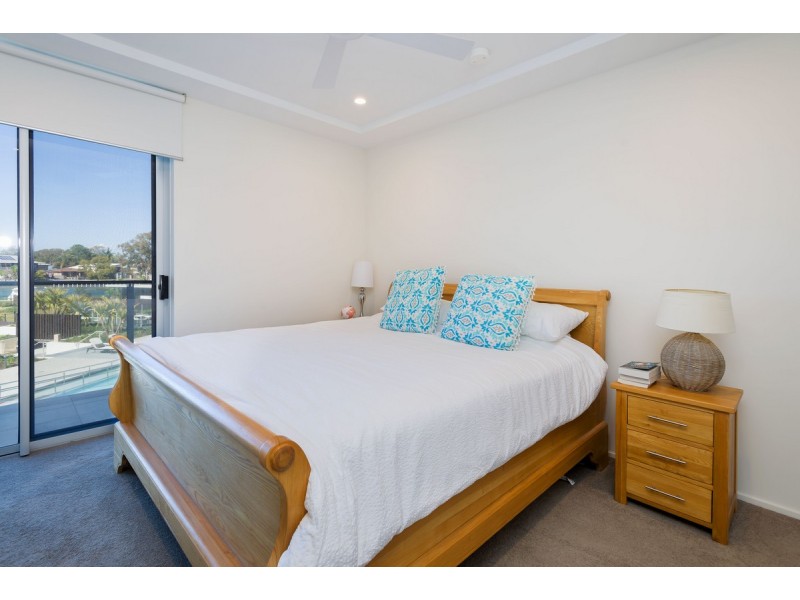 2102/93 Sheehan Avenue, Hope Island QLD 4212