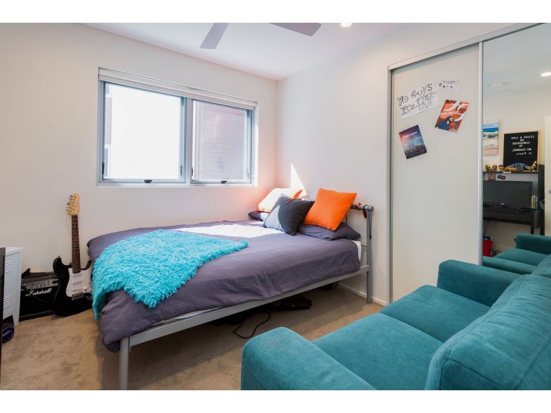 2102/93 Sheehan Avenue, Hope Island QLD 4212