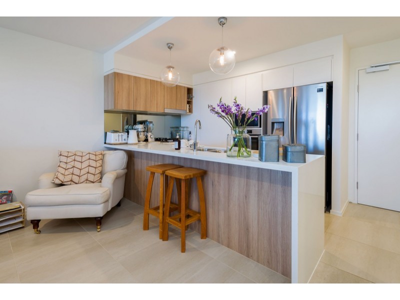 2102/93 Sheehan Avenue, Hope Island QLD 4212