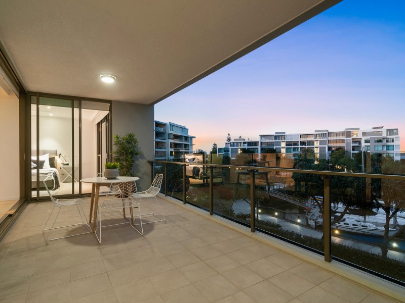 4302/323 Bayview St., Hollywell QLD 4216