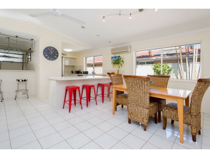 5 Cattleya Court, Hollywell QLD 4216