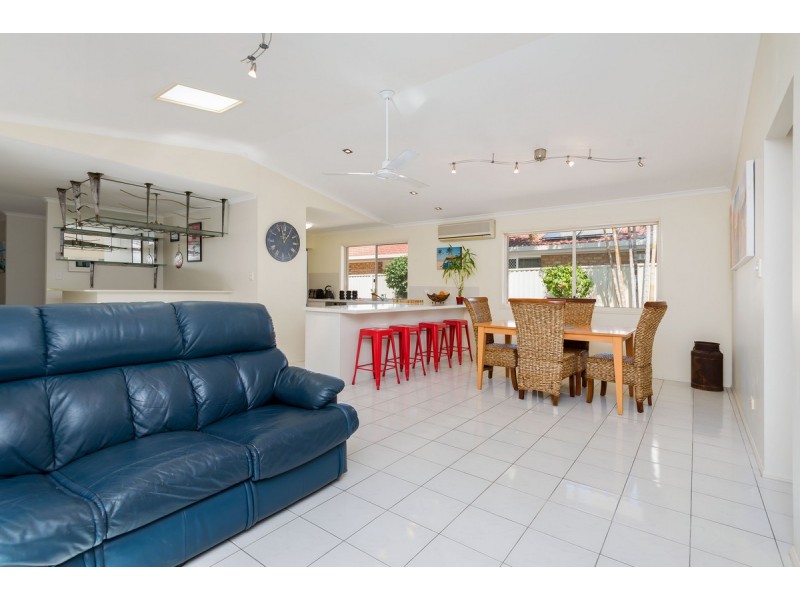 5 Cattleya Court, Hollywell QLD 4216