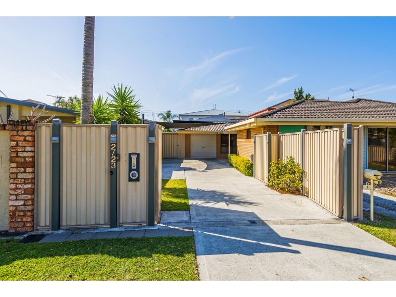 2/23 Victor Avenue, Paradise Point QLD 4216