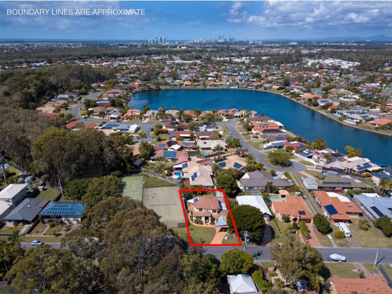 9 Tallara Street, Coombabah QLD 4216