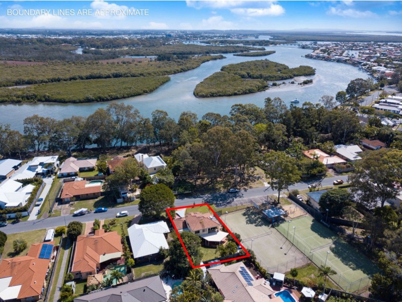 9 Tallara Street, Coombabah QLD 4216