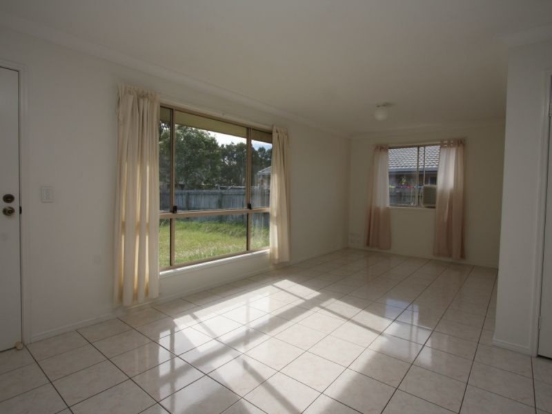 1/6 Pamela Court, Labrador QLD 4215