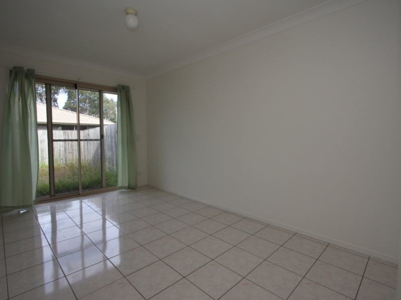 1/6 Pamela Court, Labrador QLD 4215