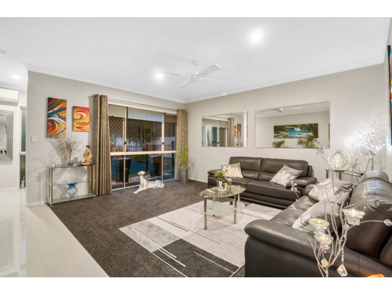 21 Siena Place, Coombabah QLD 4216