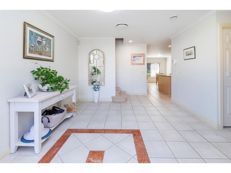 8856 Magnolia Drive East, Hope Island QLD 4212