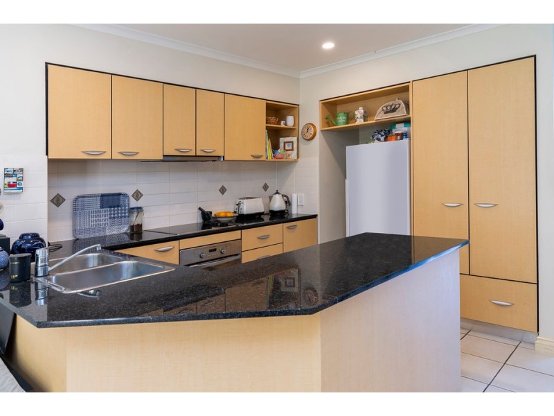 8856 Magnolia Drive East, Hope Island QLD 4212