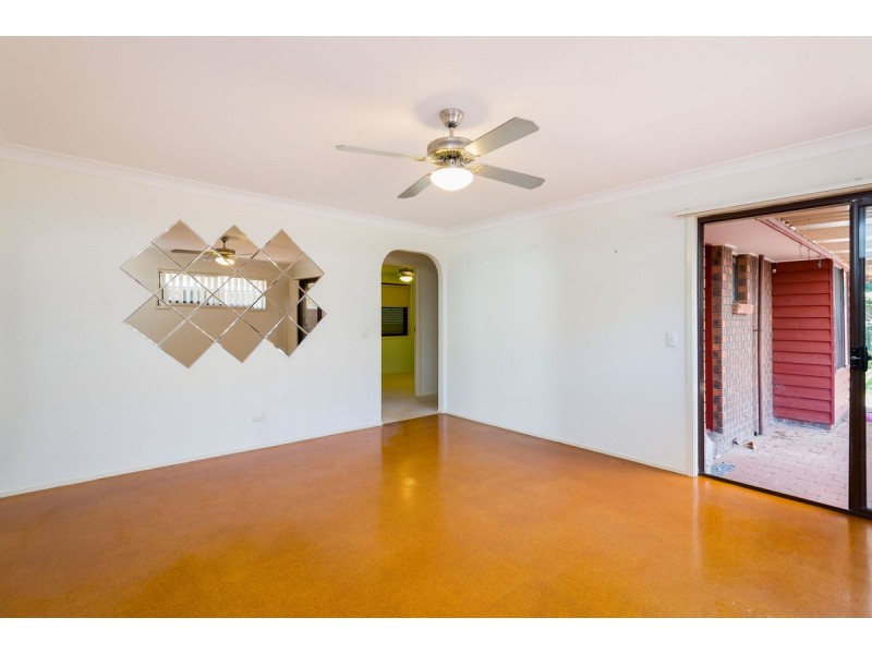 15 Mallard Avenue, Paradise Point QLD 4216