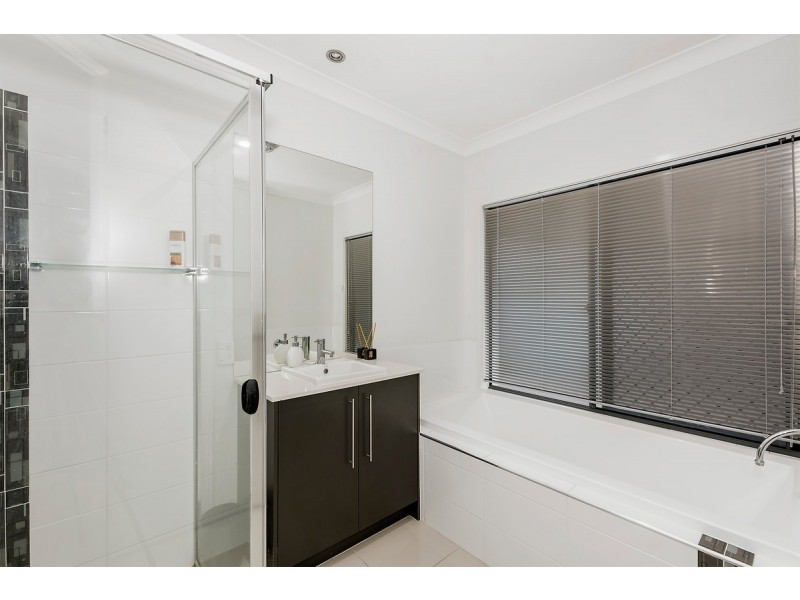 38 Phaeton Street, Upper Coomera QLD 4209