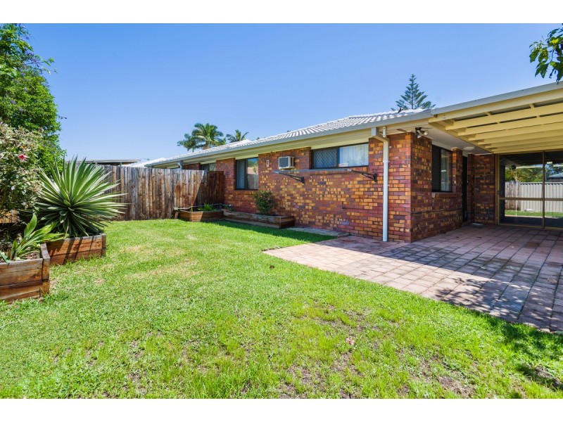 2/18 Maiala Close, Paradise Point QLD 4216