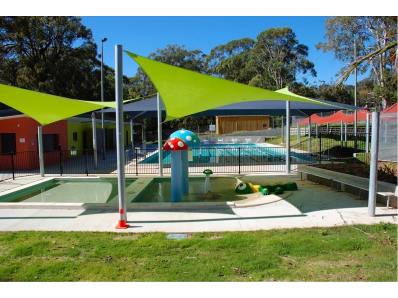 37 Hampton Drive, Russell Island QLD 4184