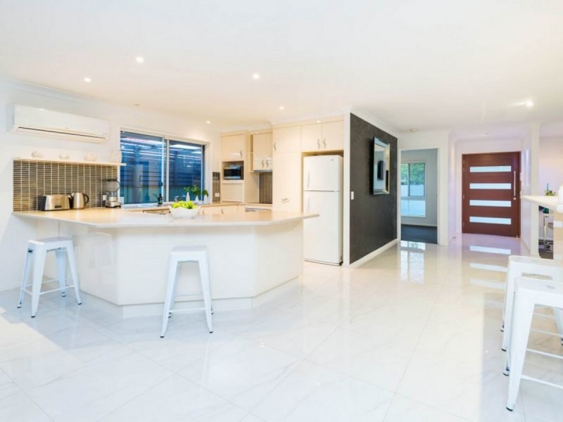 25 Salvia Street, Hollywell QLD 4216