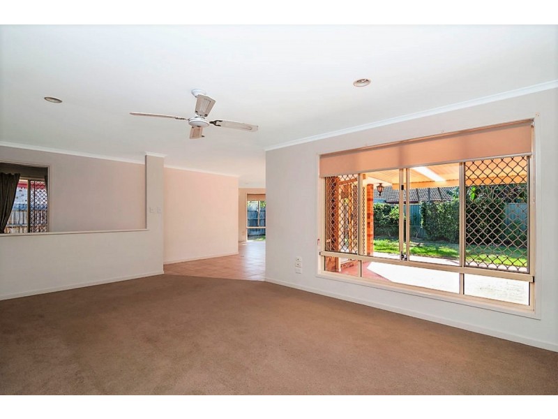44 Burrinjuck Drive, Coombabah QLD 4216