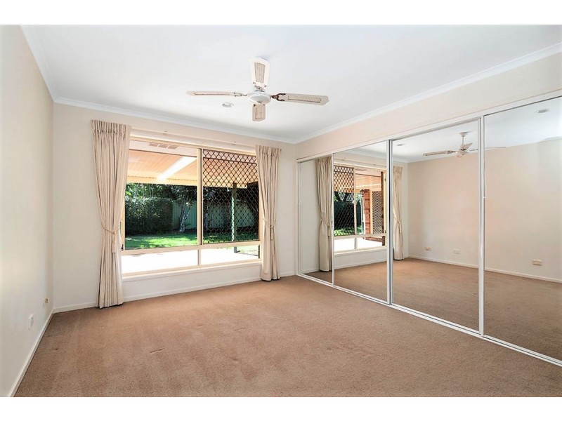 44 Burrinjuck Drive, Coombabah QLD 4216