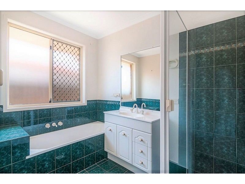 44 Burrinjuck Drive, Coombabah QLD 4216
