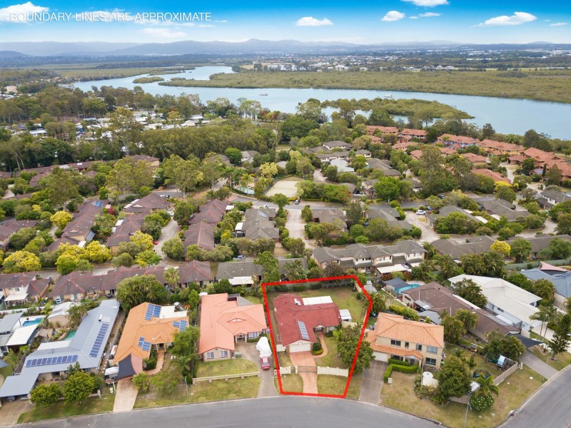 44 Burrinjuck Drive, Coombabah QLD 4216