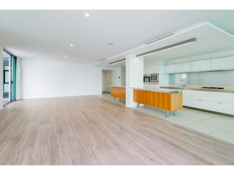 6303/2 Ephraim Island Parade, Paradise Point QLD 4216