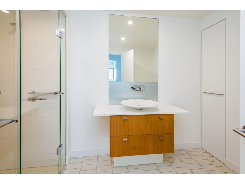 6303/2 Ephraim Island Parade, Paradise Point QLD 4216