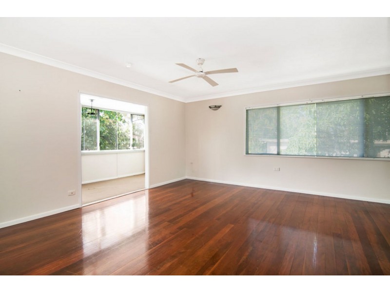 133 Sheehan Avenue, Hope Island QLD 4212