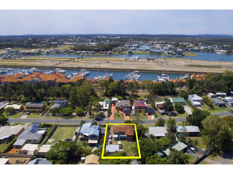 133 Sheehan Avenue, Hope Island QLD 4212