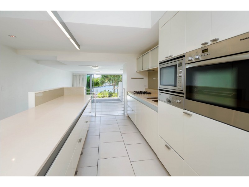 2109 Ephraim Island, Paradise Point QLD 4216