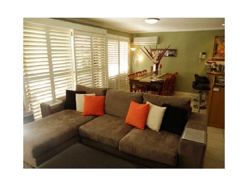 39 John Lund Drive, Hope Island QLD 4212