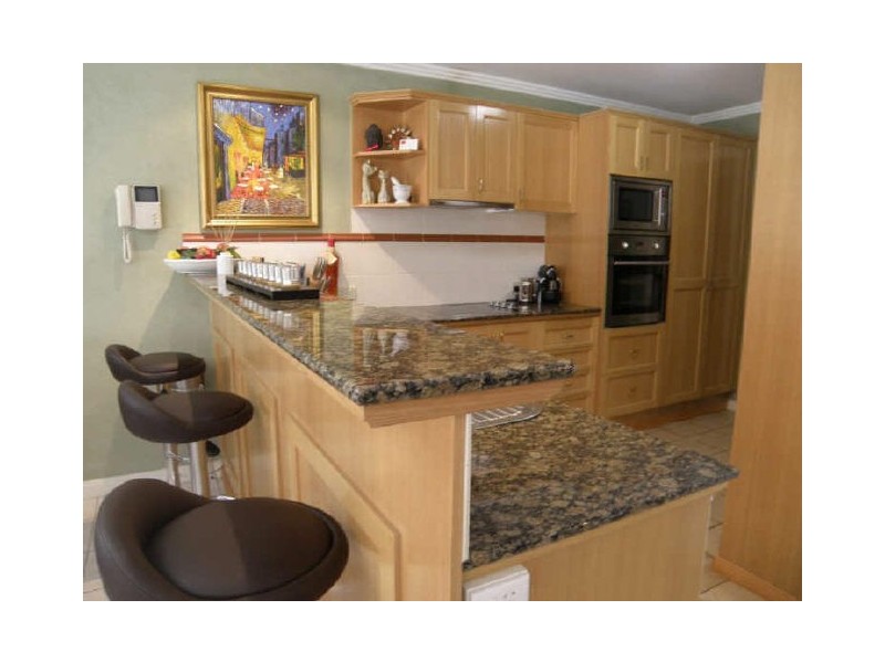 39 John Lund Drive, Hope Island QLD 4212