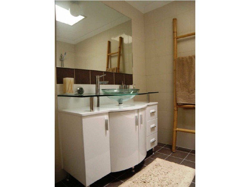 39 John Lund Drive, Hope Island QLD 4212