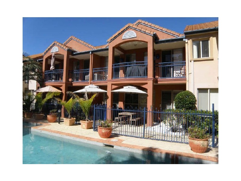 39 John Lund Drive, Hope Island QLD 4212