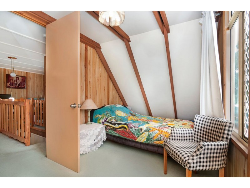 102 Sheehan Avenue, Hope Island QLD 4212