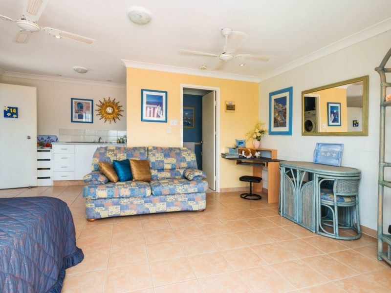 14/16-18 Abalone Avenue, Paradise Point QLD 4216