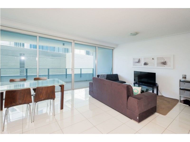 202/41 Harbour Town, Biggera Waters QLD 4216