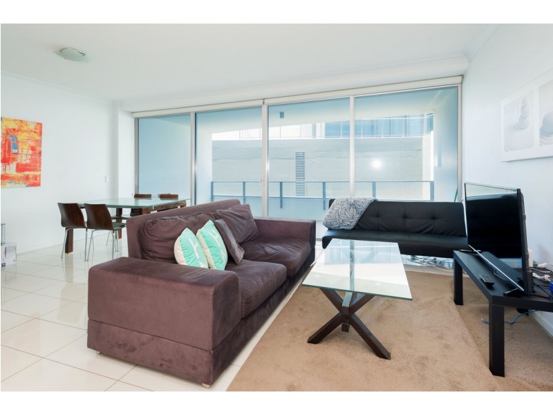 202/41 Harbour Town, Biggera Waters QLD 4216