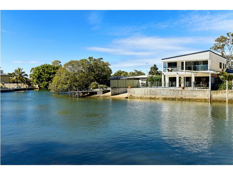 Biggera Waters QLD 4216