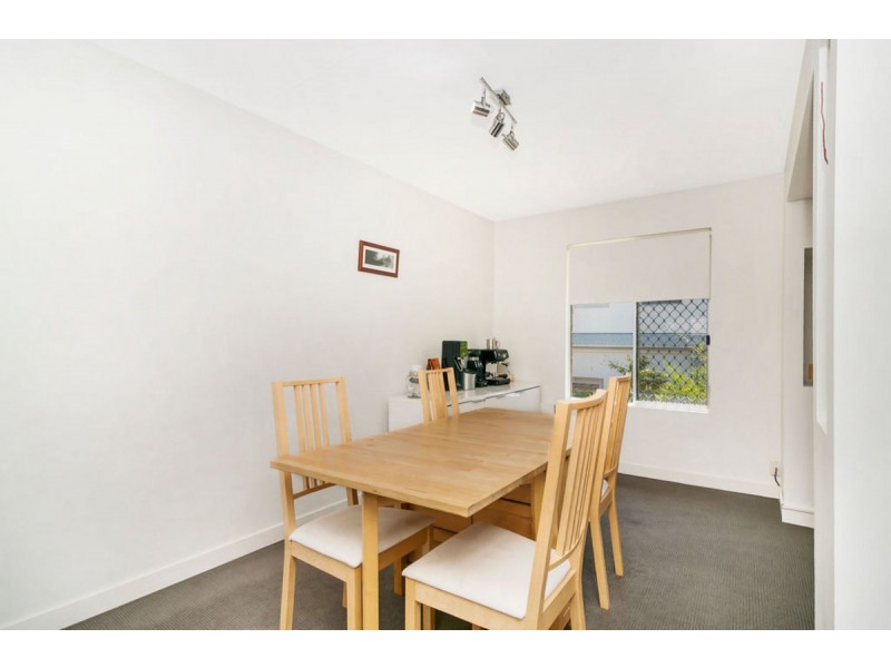 1 & 2/17 Teal Avenue, Paradise Point QLD 4216