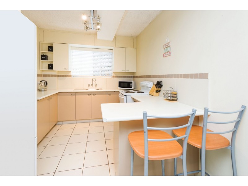 1 & 2/17 Teal Avenue, Paradise Point QLD 4216
