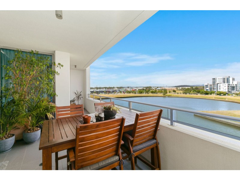 3304/25-31 East Quay Drive, Biggera Waters QLD 4216