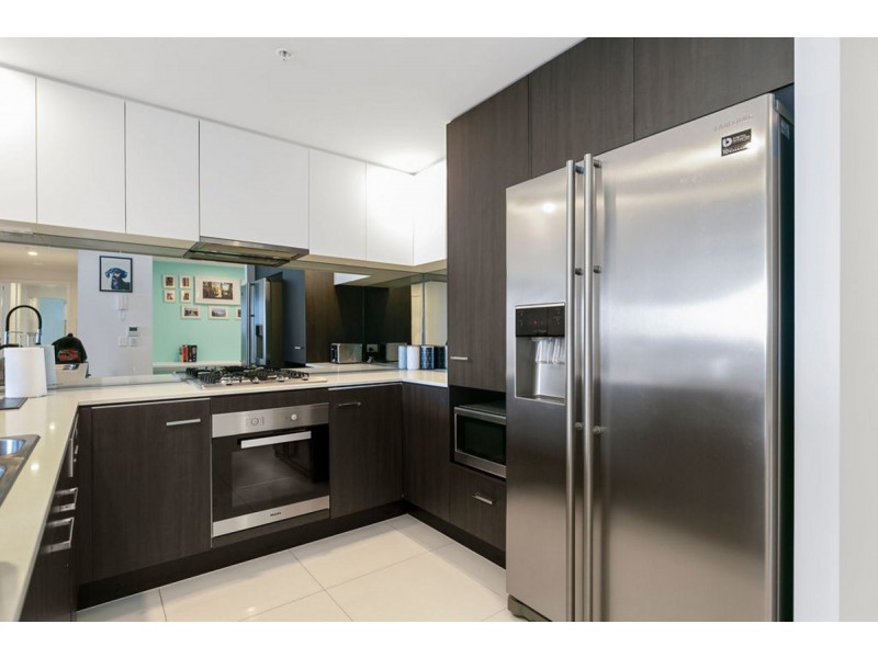 3304/25-31 East Quay Drive, Biggera Waters QLD 4216