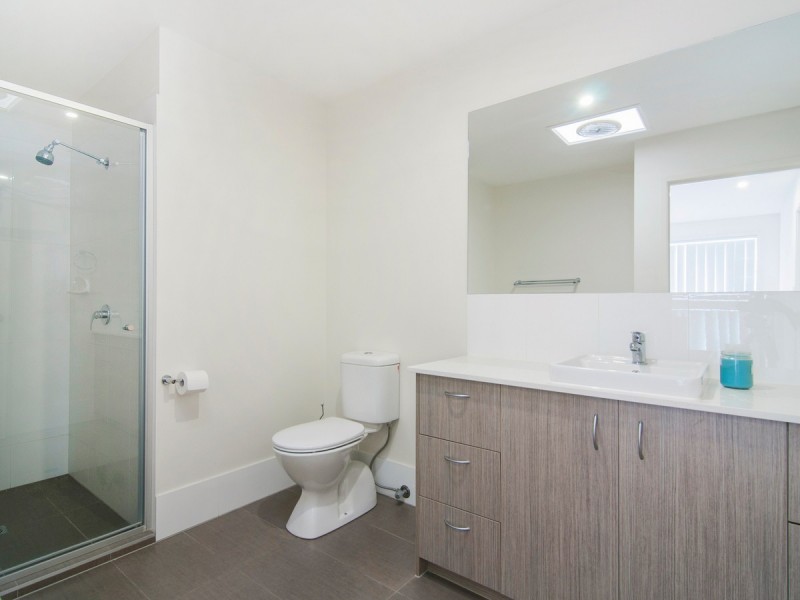 22 La Savina Drive, Coombabah QLD 4216