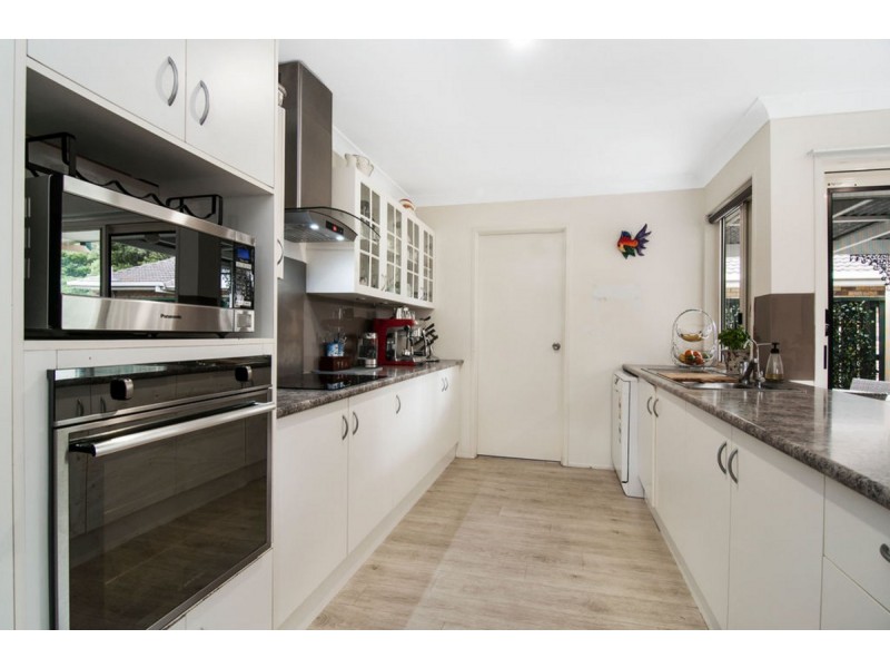 85 Numbat Court East, Coombabah QLD 4216