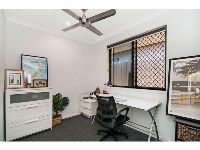 15 Bundarra Street, Coombabah QLD 4216