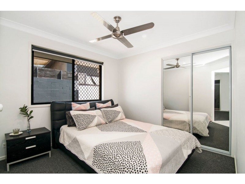 15 Bundarra Street, Coombabah QLD 4216