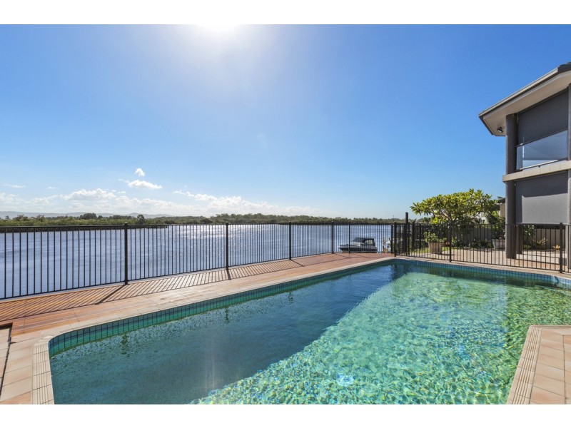 46 Tradewinds Avenue, Paradise Point QLD 4216