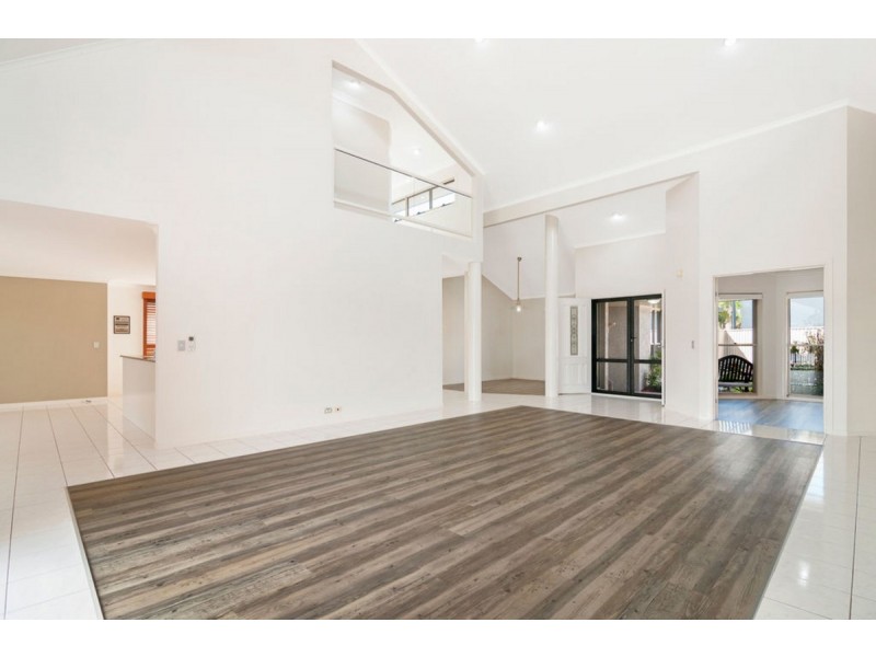 46 Tradewinds Avenue, Paradise Point QLD 4216