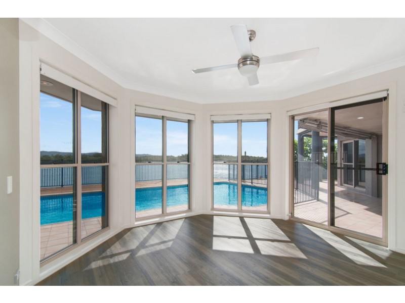 46 Tradewinds Avenue, Paradise Point QLD 4216
