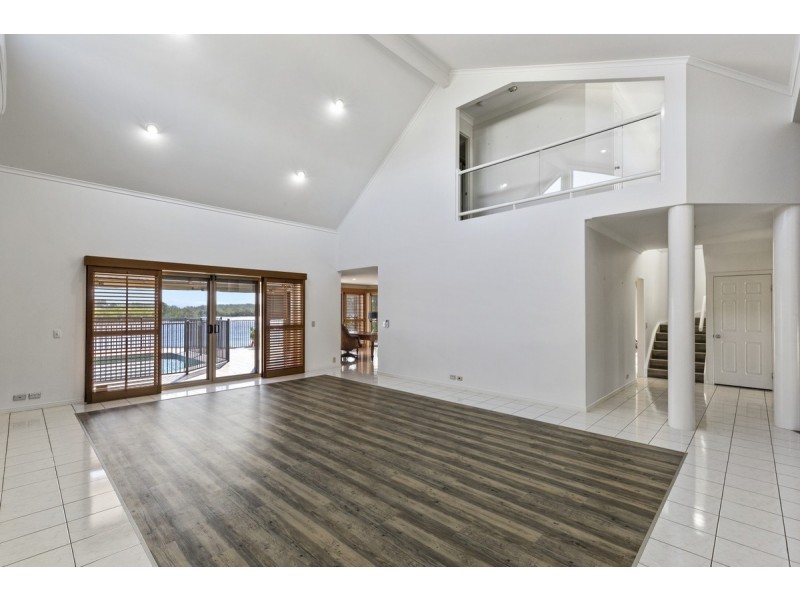 46 Tradewinds Avenue, Paradise Point QLD 4216